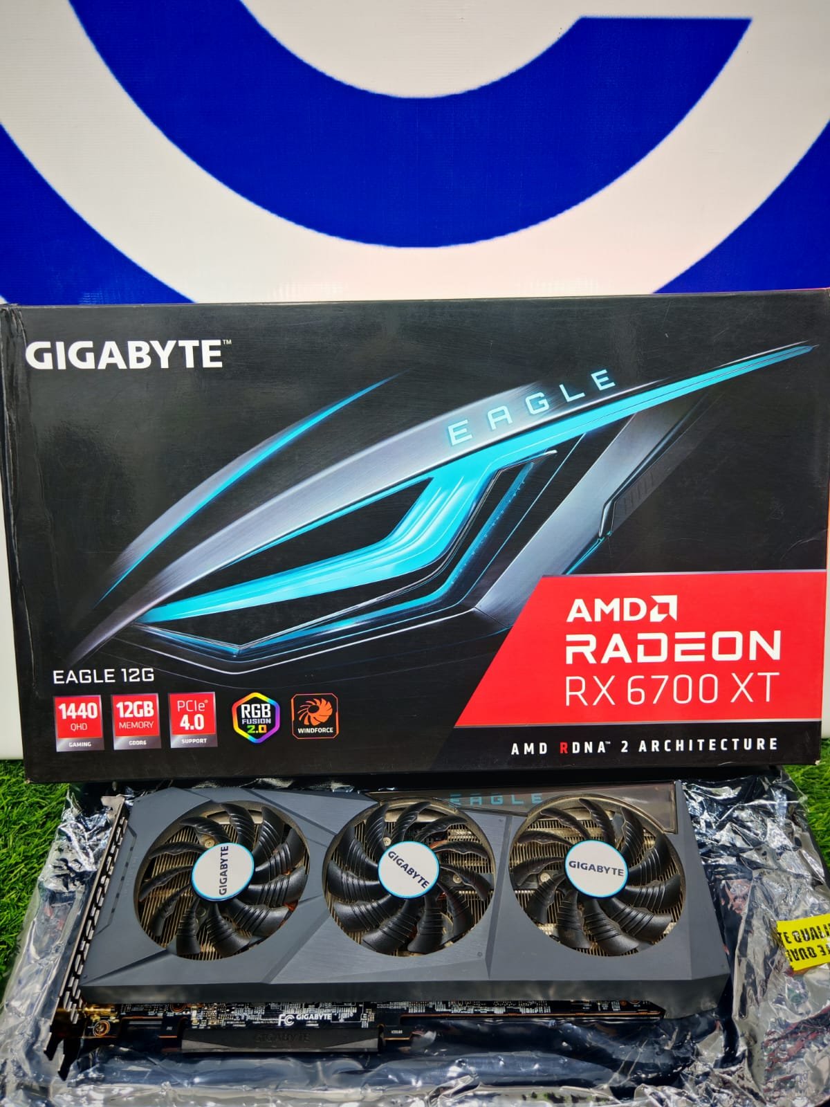 Graphic Card Amd Redeon Rx 6700 xt 12gb Ddr6 Gigabyte Eagle oc